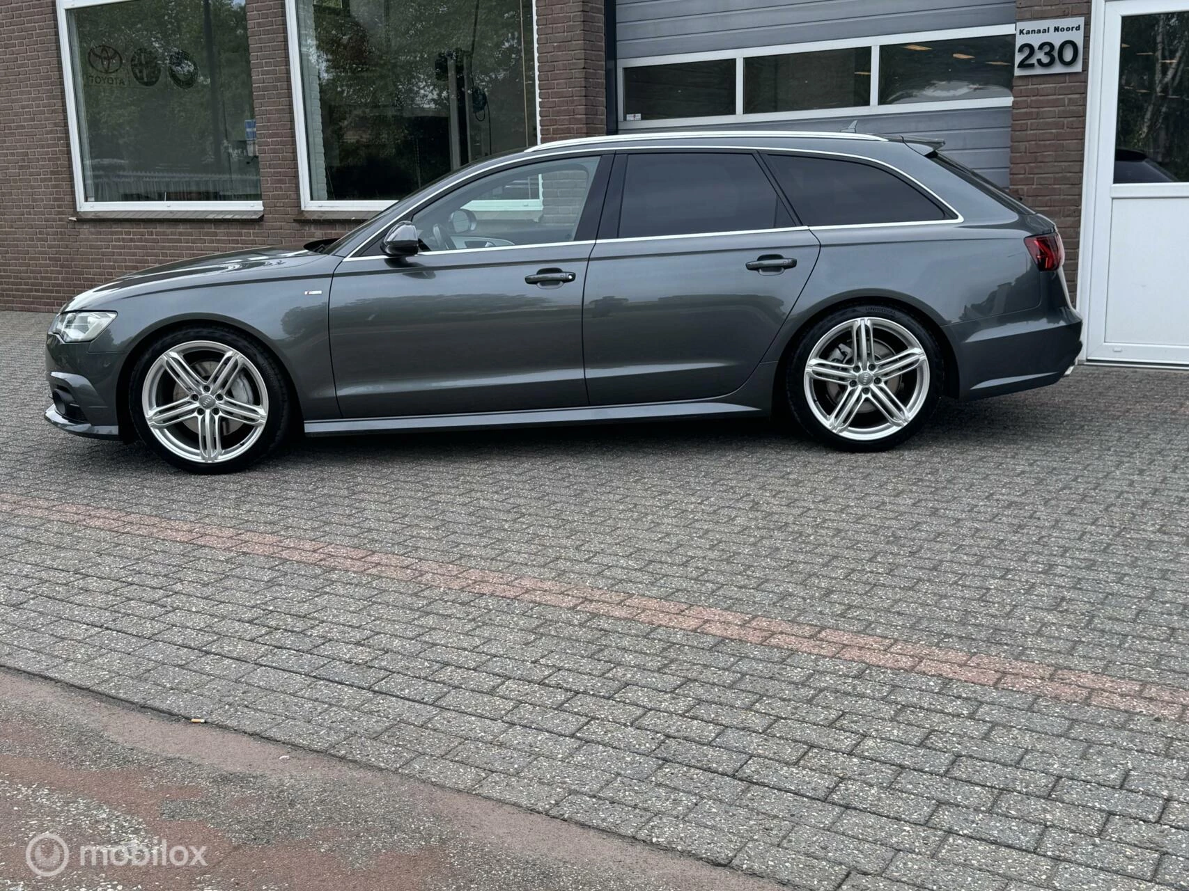 Hoofdafbeelding Audi A6
