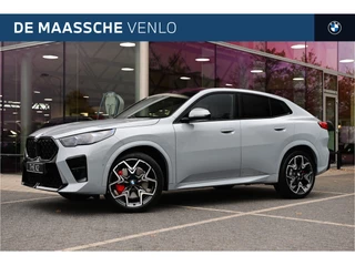 Hoofdafbeelding BMW X2 BMW X2 sDrive20i High Executive M Sport Automaat / Panoramadak / Trekhaak / Sportstoelen / Parking Assistant Plus / Head-Up / Comfort Access / M Adaptief onderstel