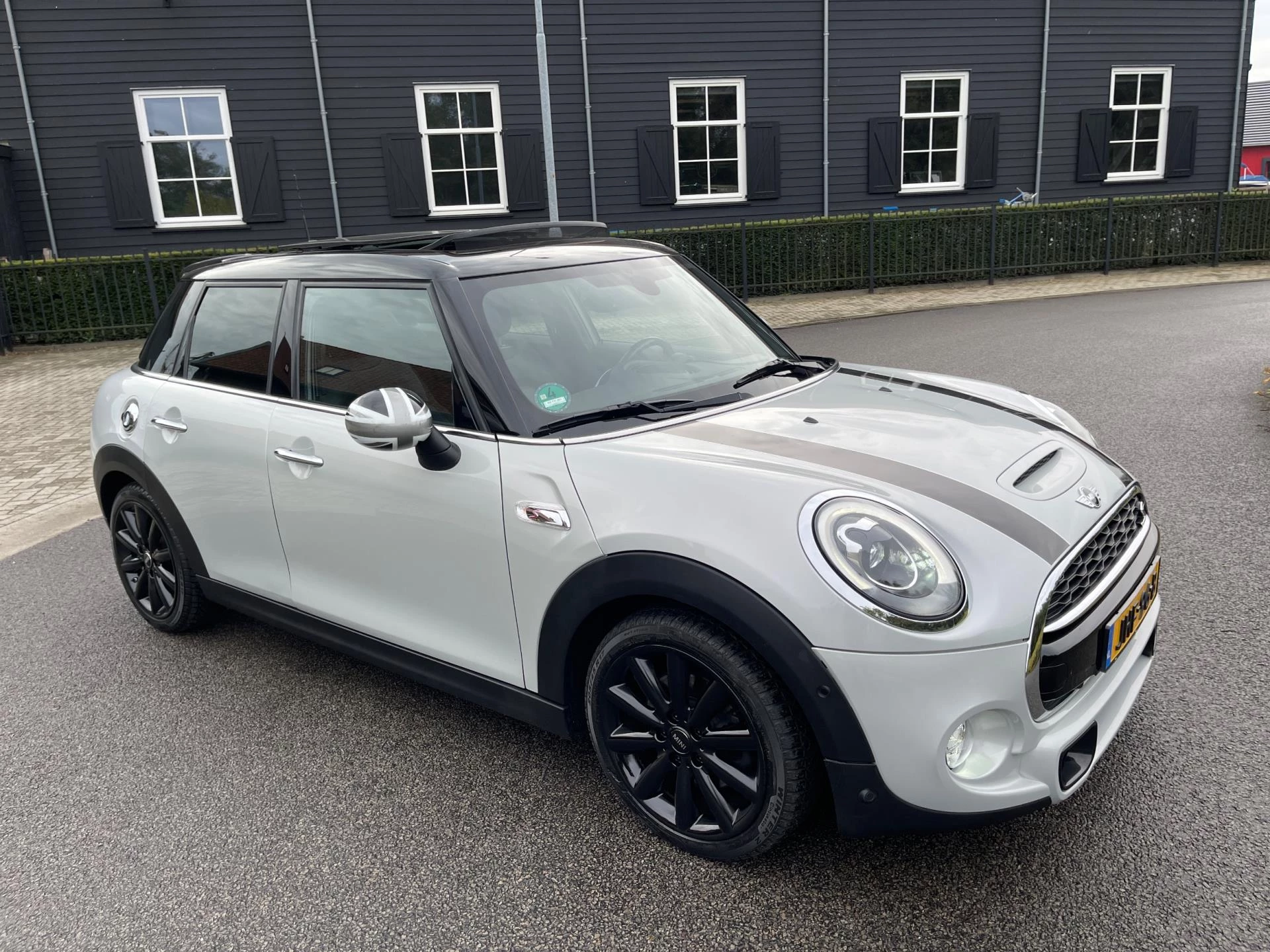 Hoofdafbeelding MINI Cooper