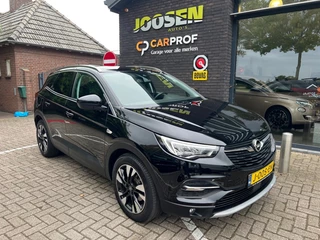 Hoofdafbeelding Opel Grandland X Opel Grandland X 1.2 TURBO INNOVATION