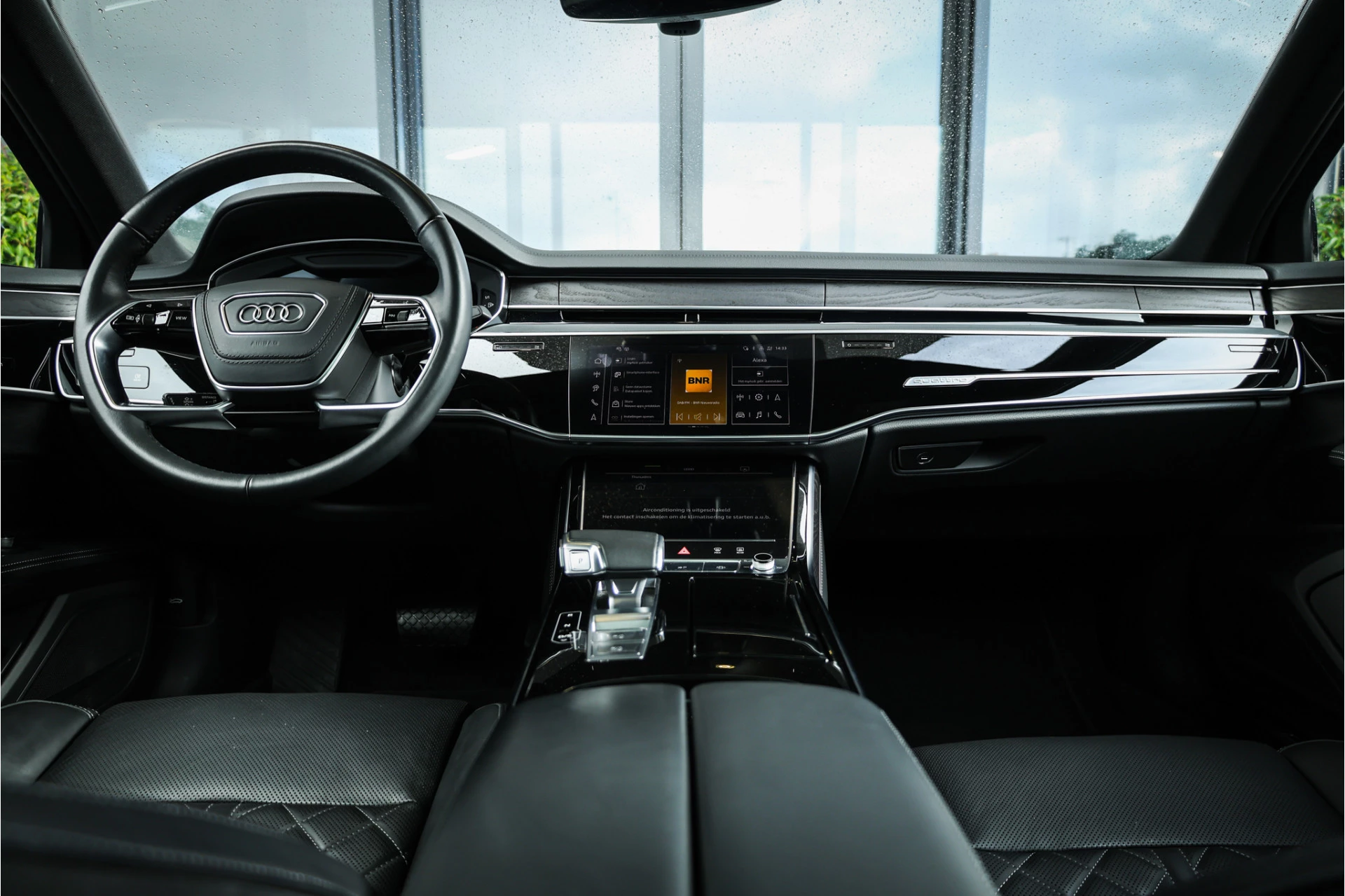 Hoofdafbeelding Audi A8