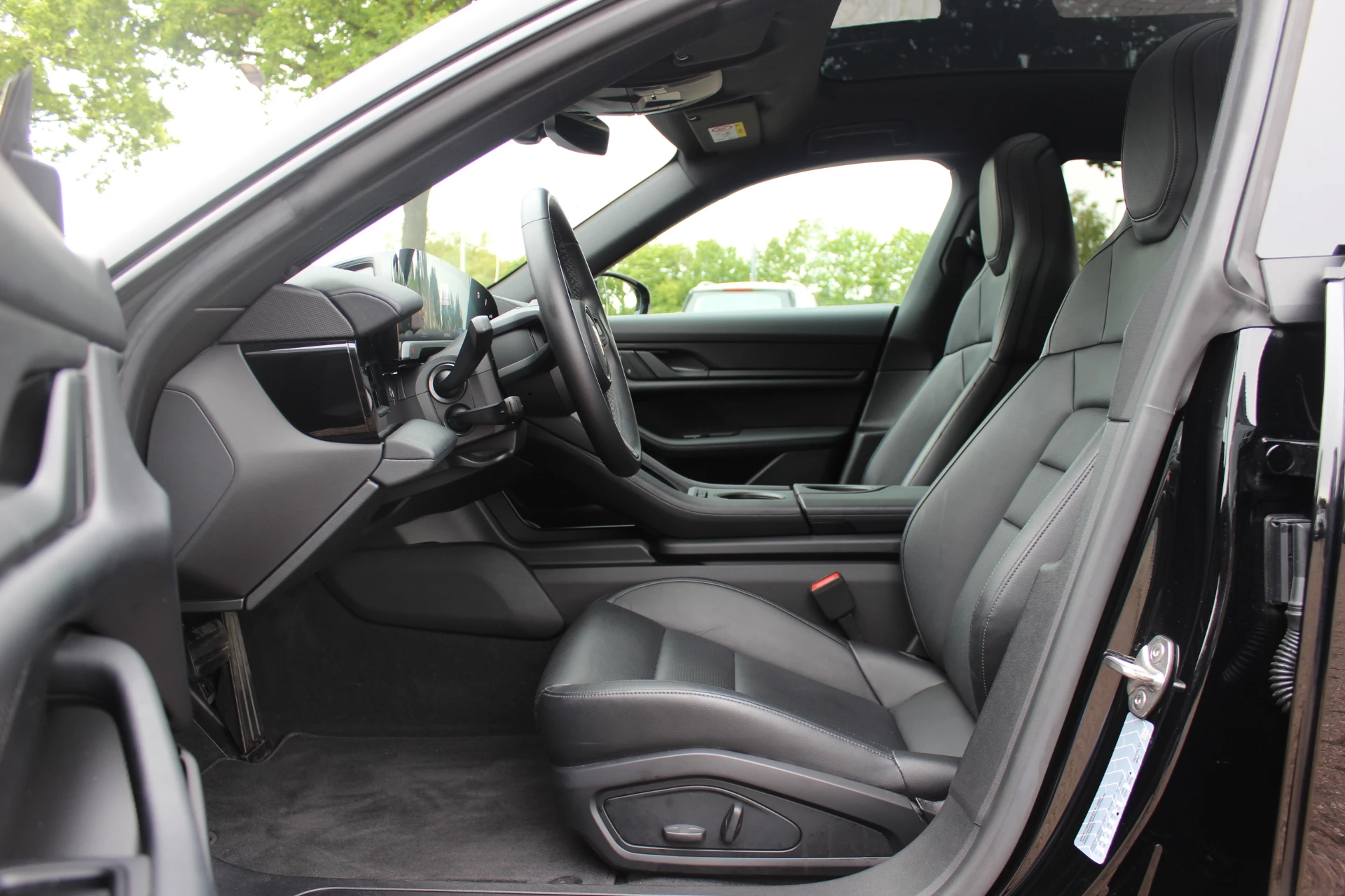 Hoofdafbeelding Porsche Taycan
