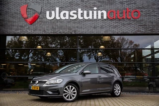 Volkswagen Golf 1.5 TSI Highline Business R , Trekhaak, Carplay,