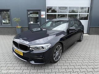BMW 5-serie Touring 520d High Executive / Head up / Pano