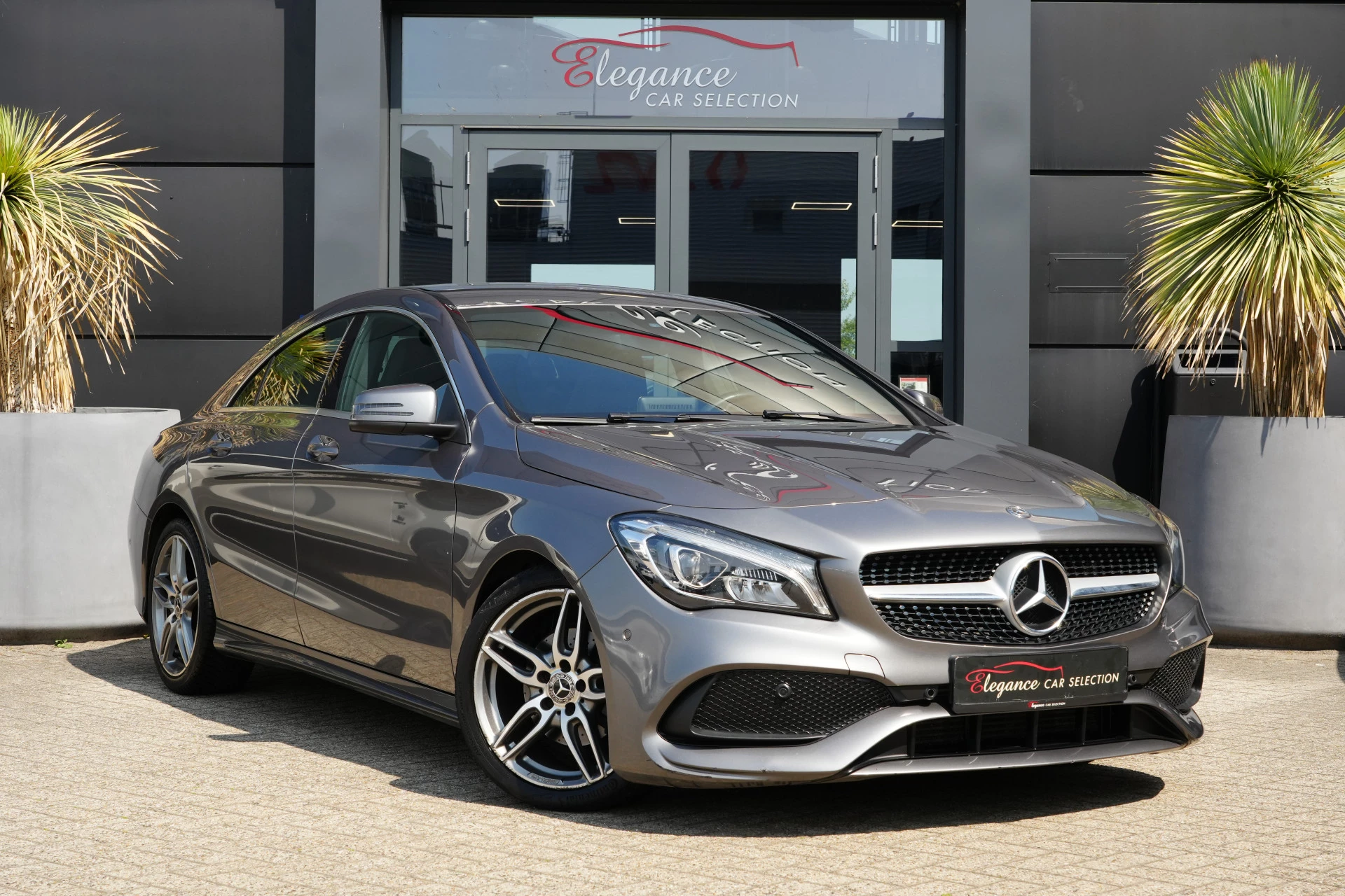 Hoofdafbeelding Mercedes-Benz CLA