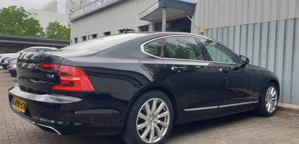 Hoofdafbeelding Volvo S90