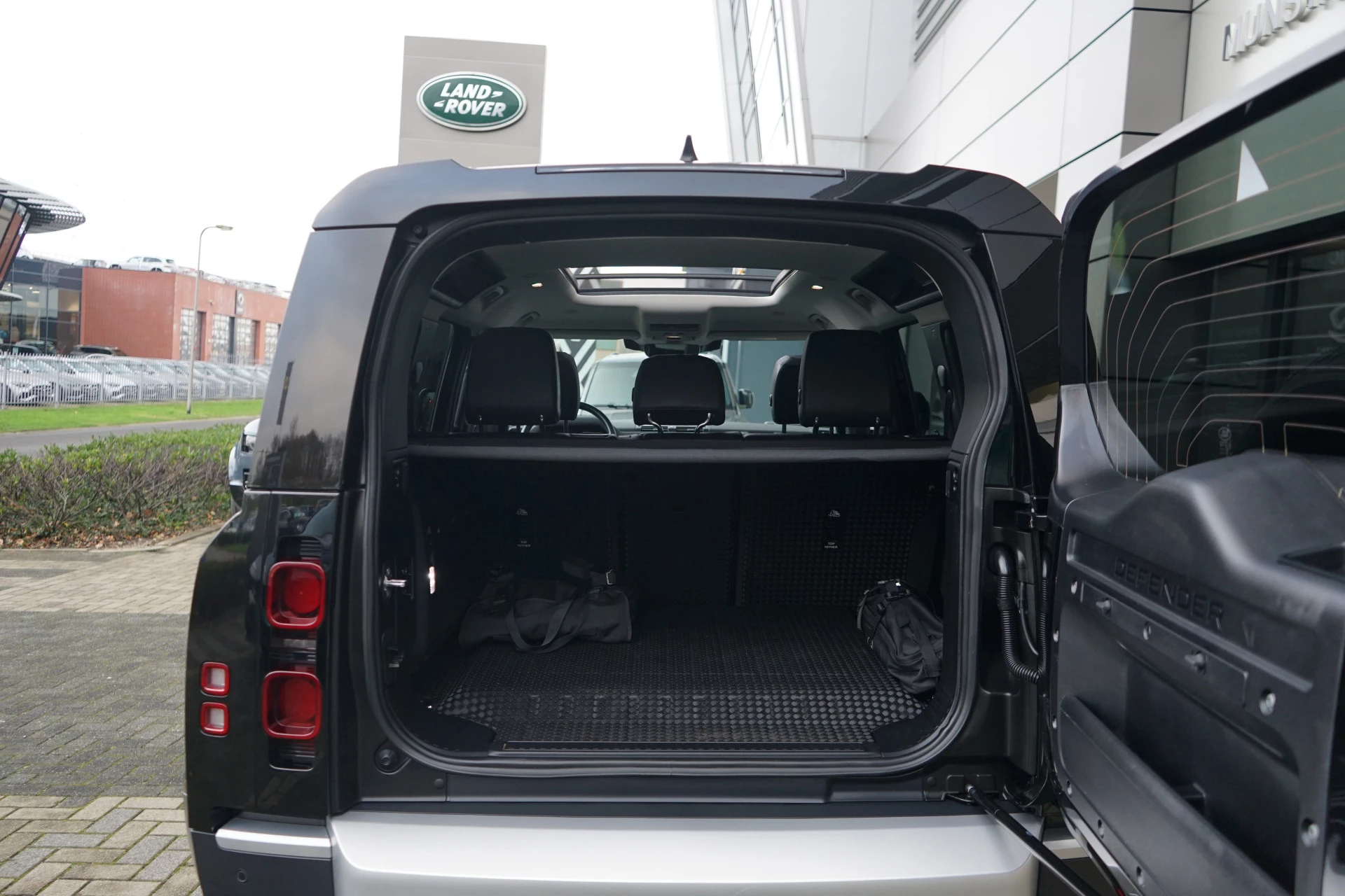 Hoofdafbeelding Land Rover Defender