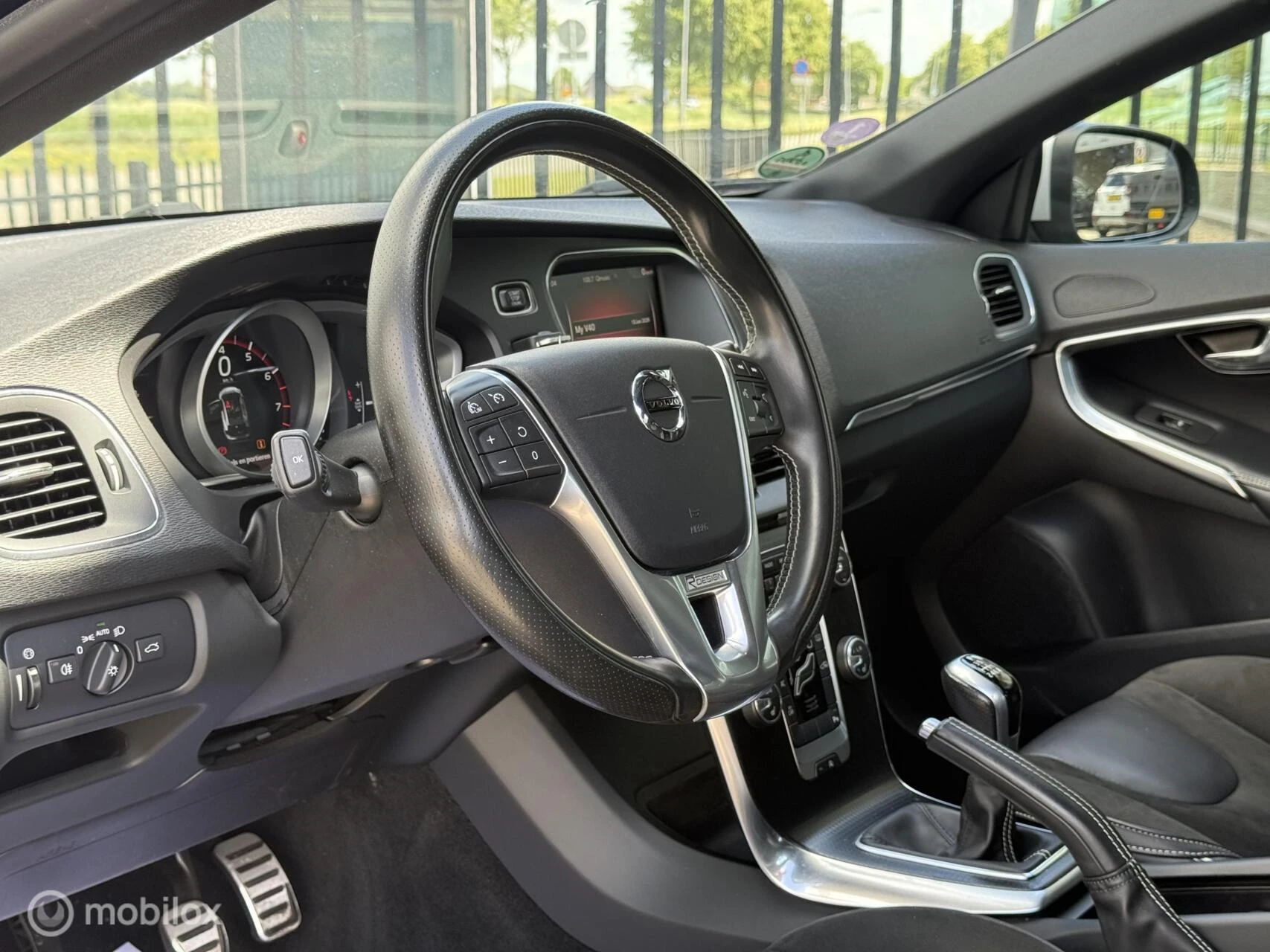 Hoofdafbeelding Volvo V40