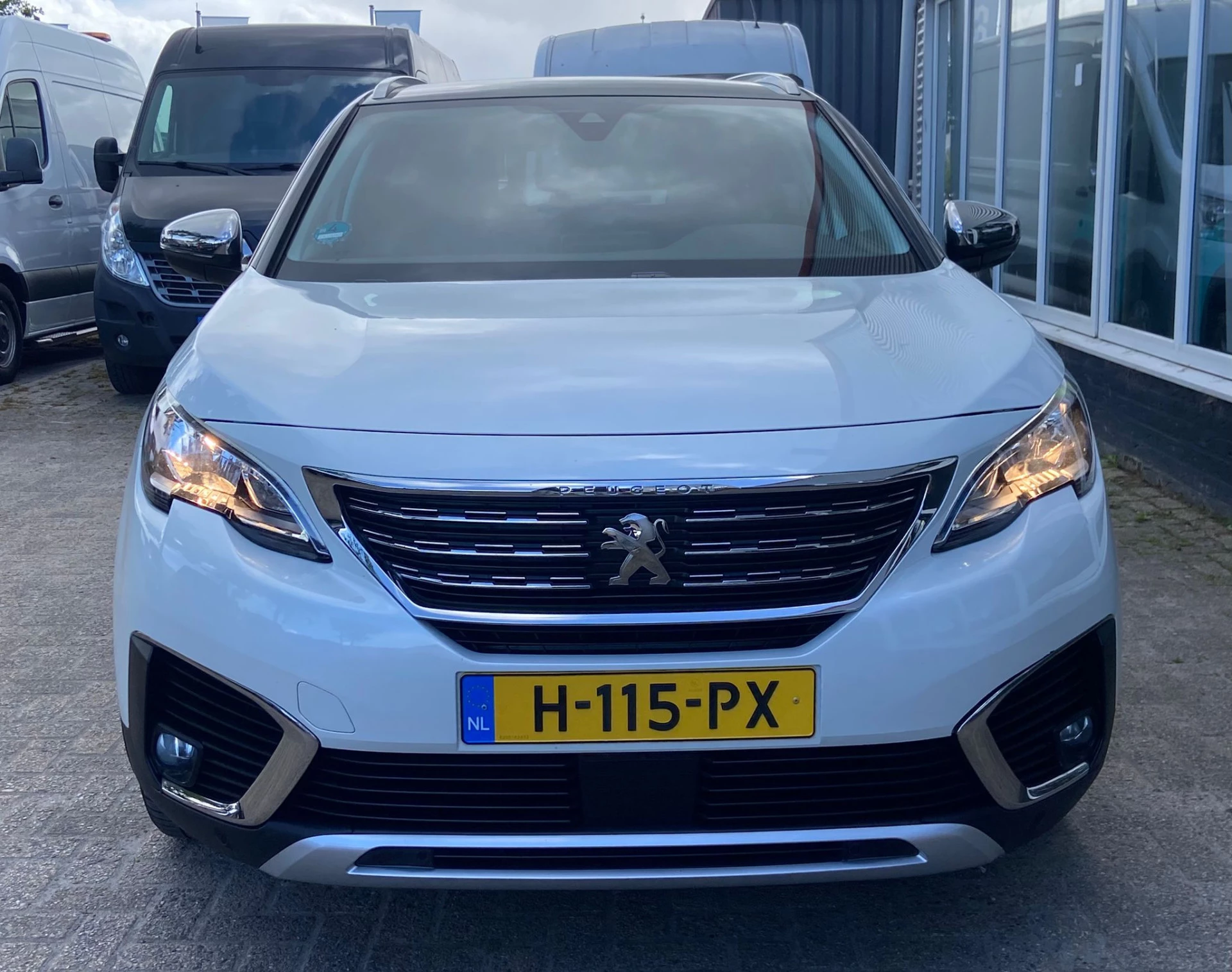 Hoofdafbeelding Peugeot 5008