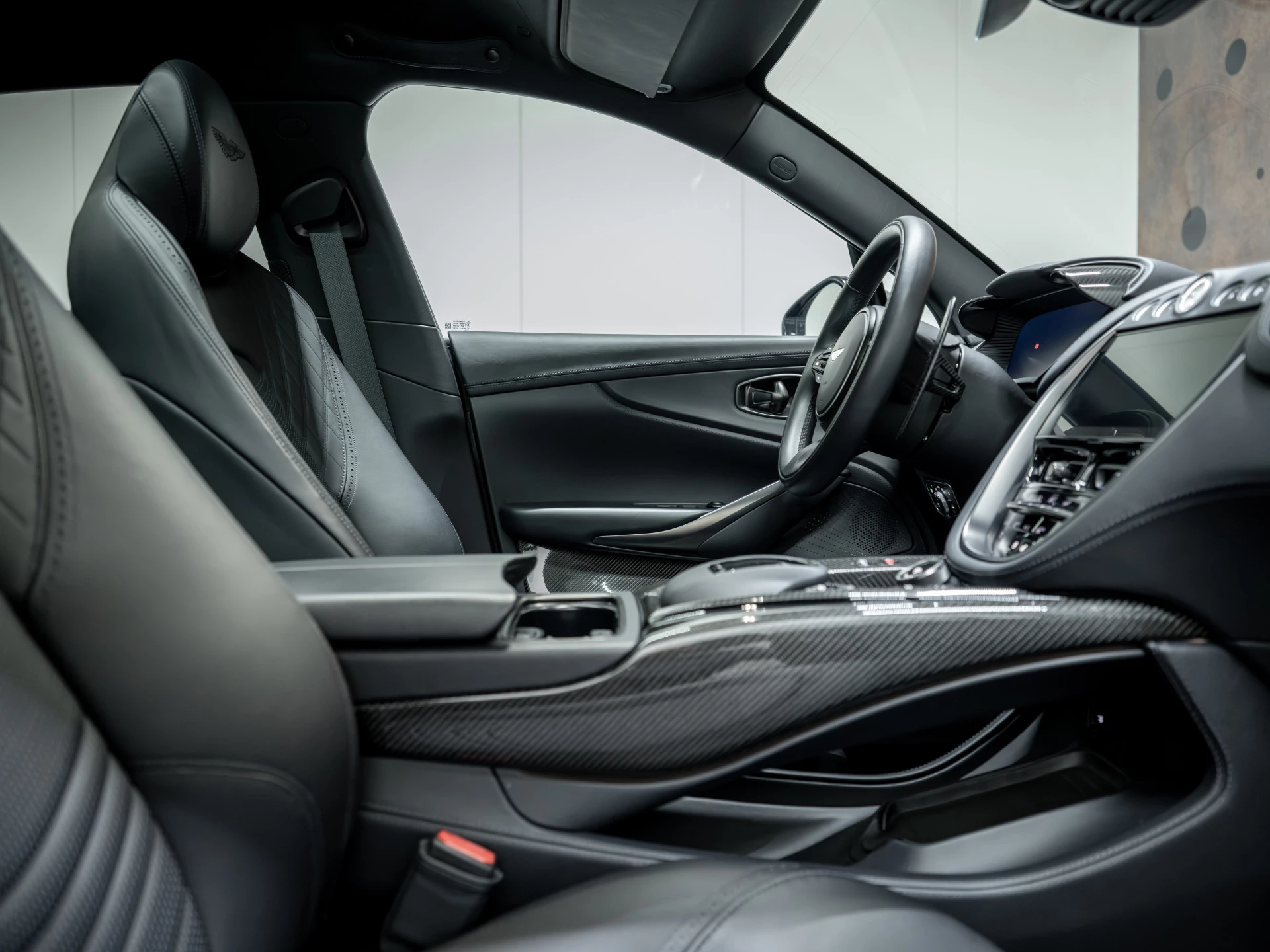 Hoofdafbeelding Aston Martin DBX