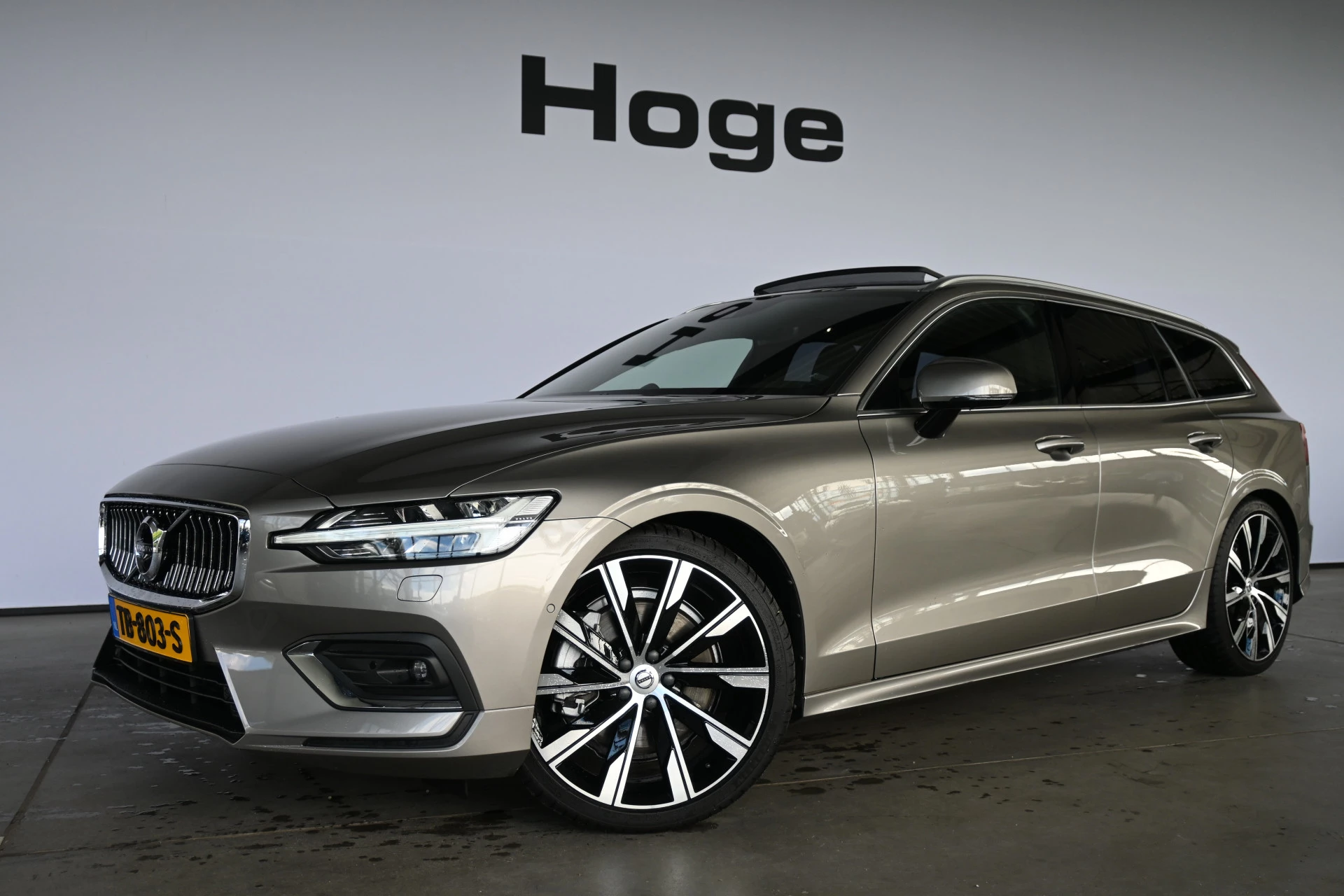 Hoofdafbeelding Volvo V60