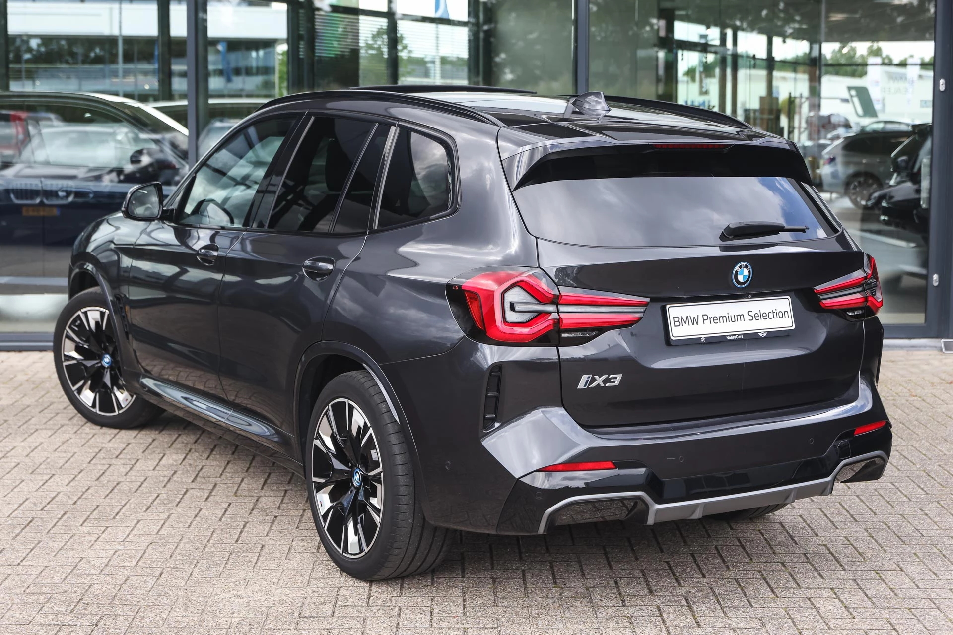 Hoofdafbeelding BMW iX3