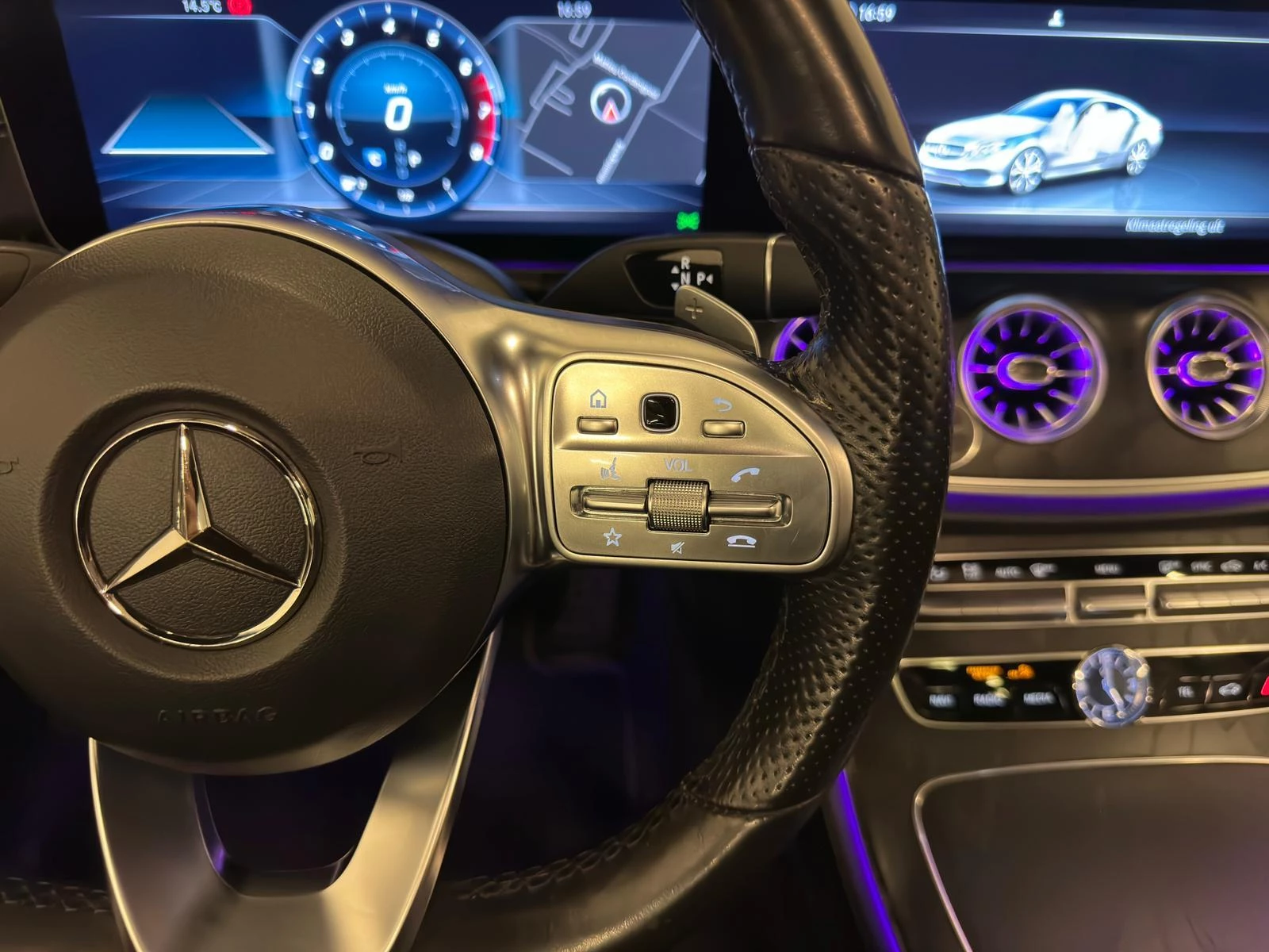 Hoofdafbeelding Mercedes-Benz E-Klasse