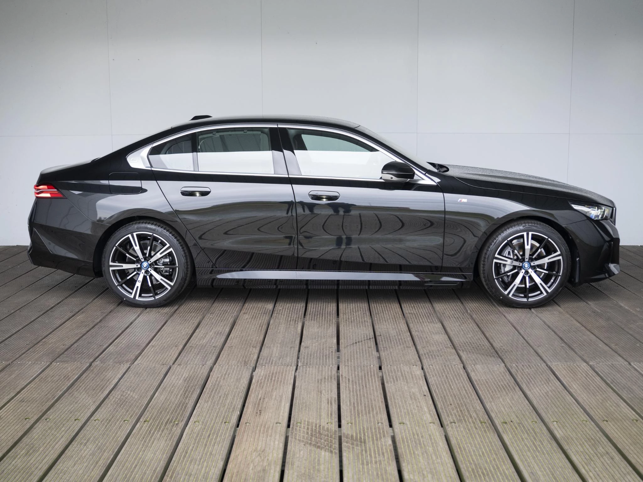 Hoofdafbeelding BMW i5