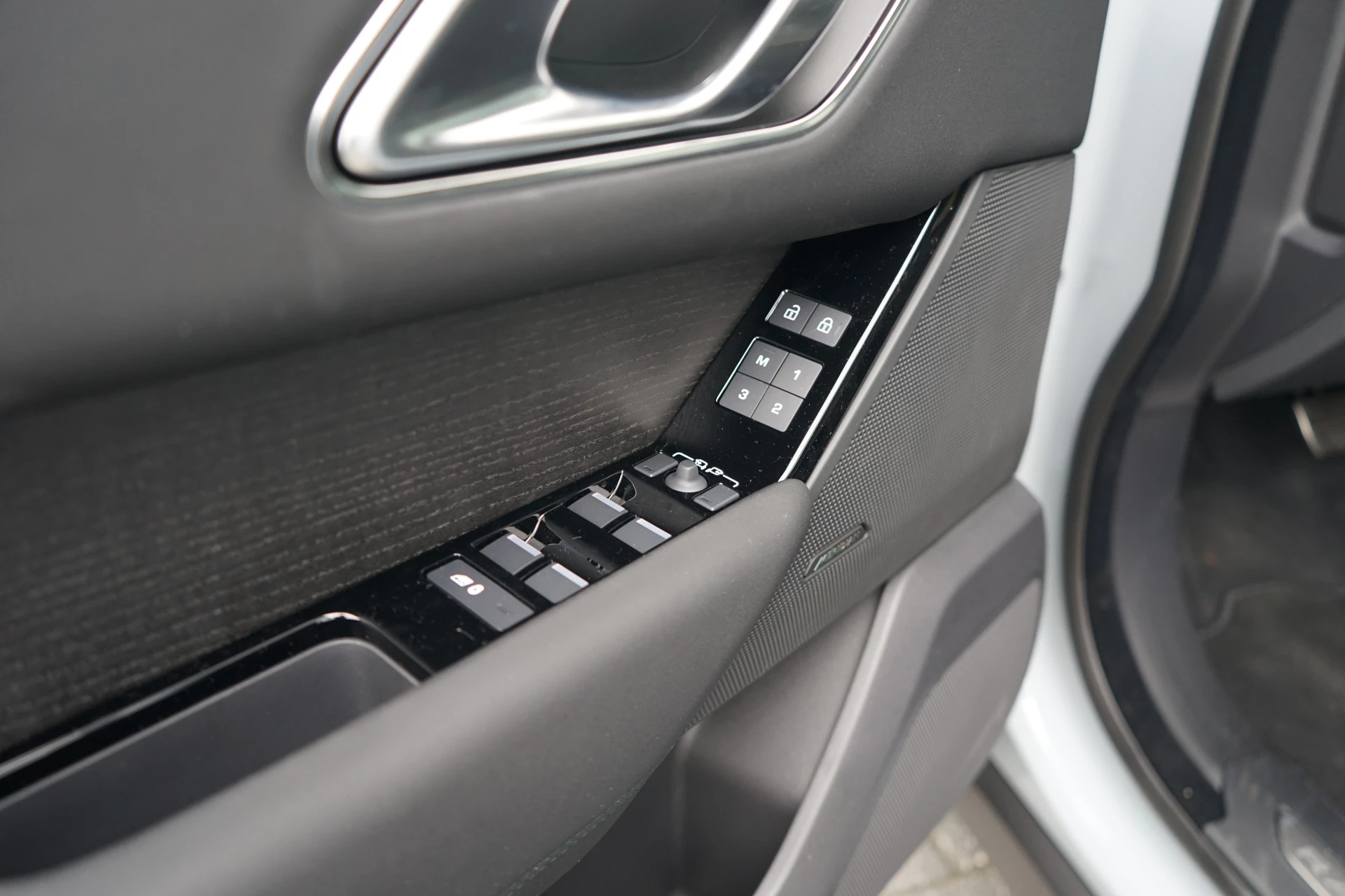 Hoofdafbeelding Land Rover Range Rover Velar