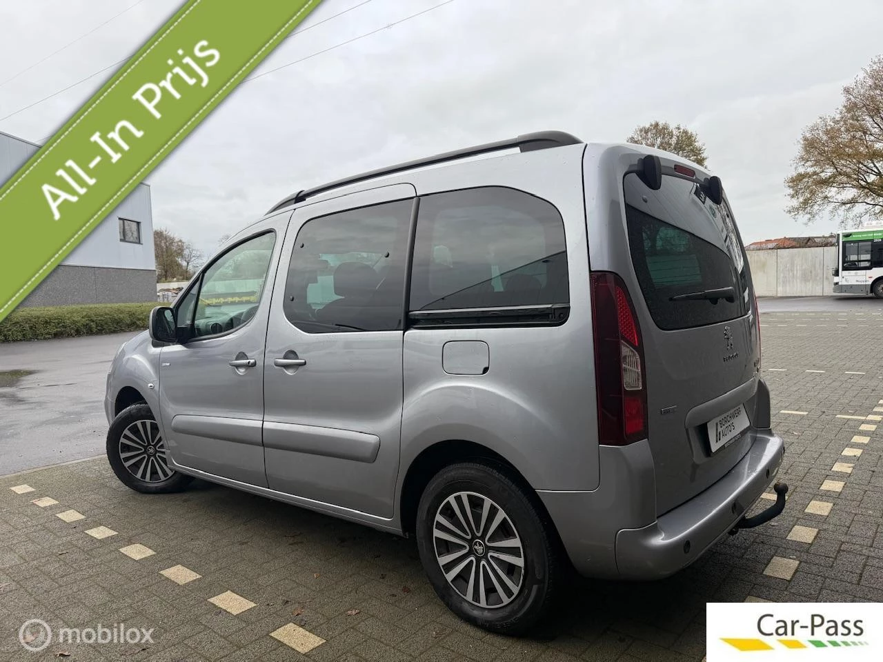 Hoofdafbeelding Peugeot Partner