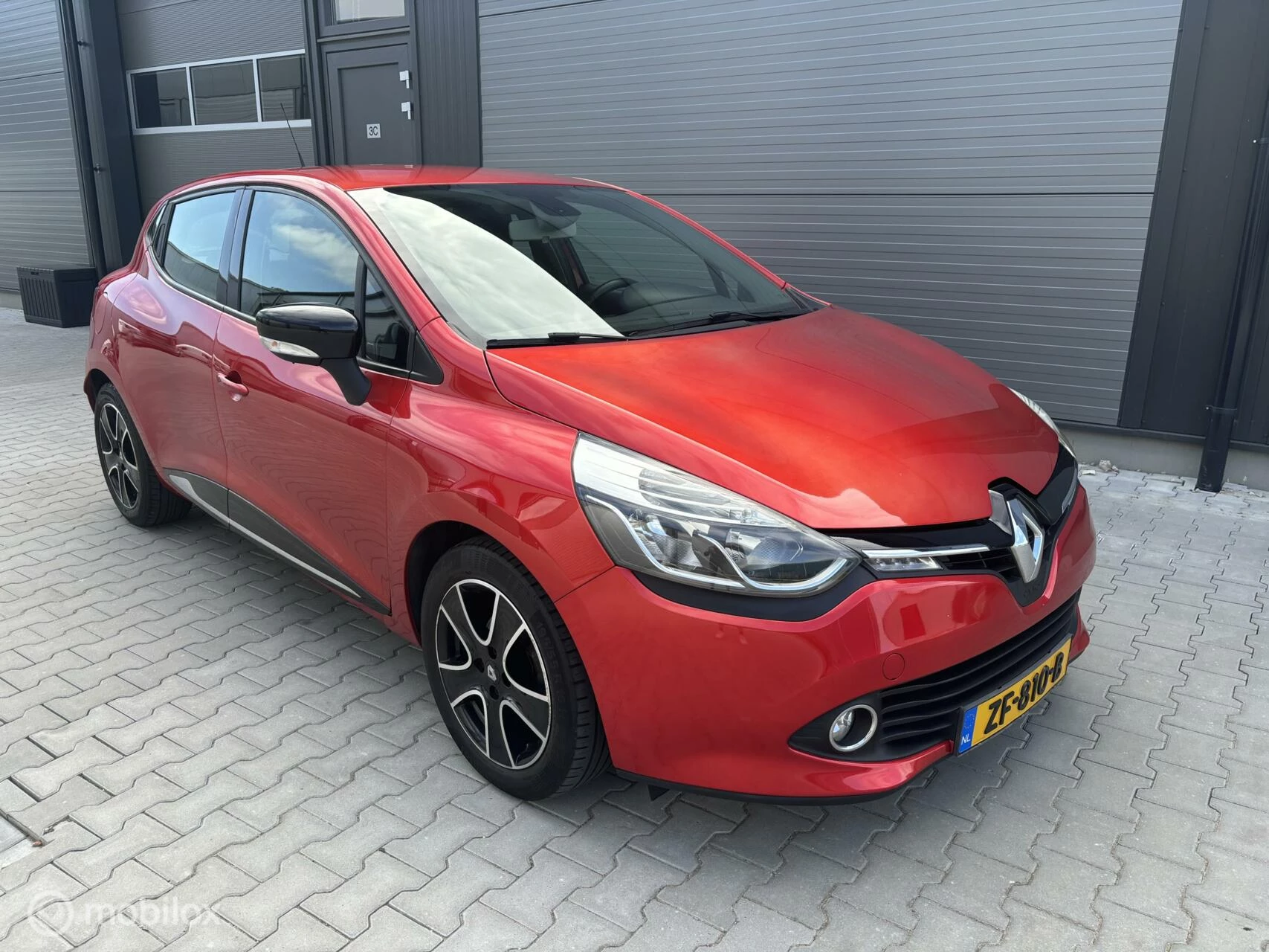 Hoofdafbeelding Renault Clio