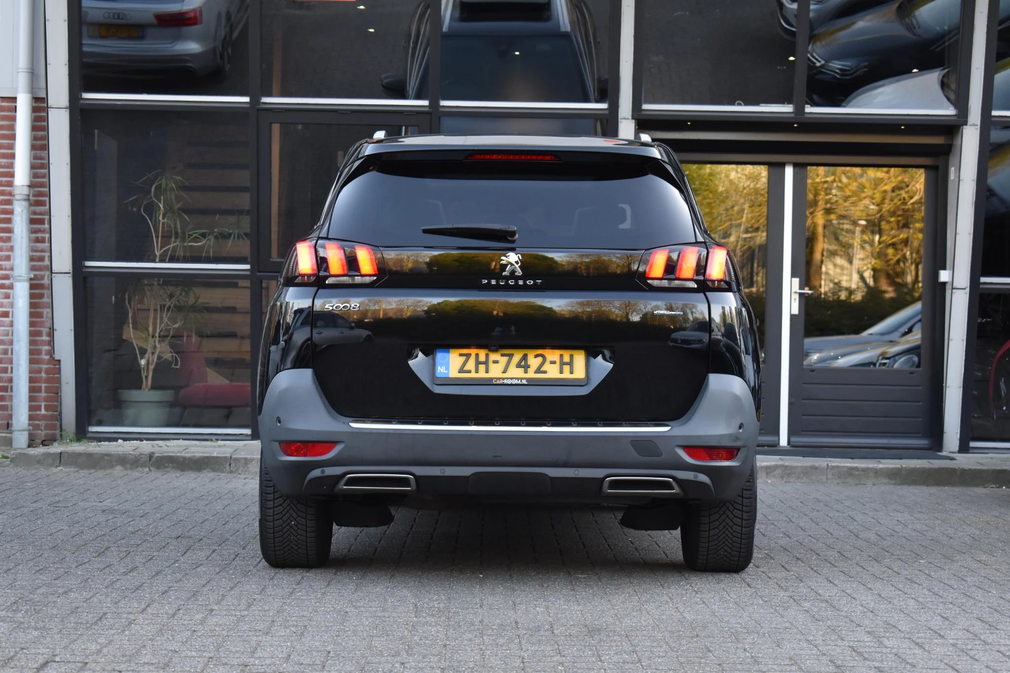 Hoofdafbeelding Peugeot 5008