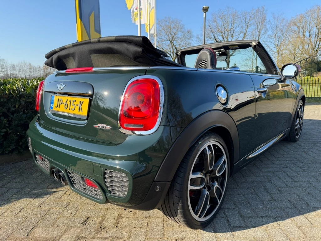 Hoofdafbeelding MINI Cabrio