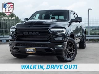 Dodge Ram 1500 Limited | 5.7 V8 | 4x4 | Crew Cab | Night Edition | Panorama dak | Luchtvering Meerprijs extra opties / Accessoires - Deksel, Backflip, Fenders, wraps, Stripings etc