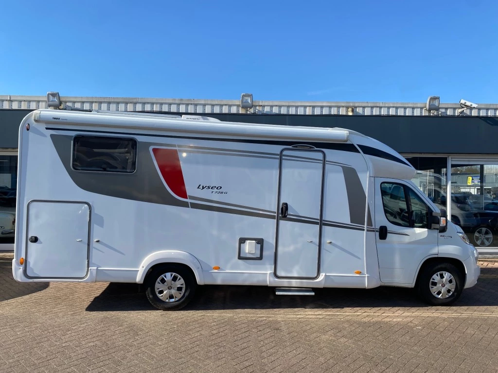 Hoofdafbeelding Bürstner Lyseo T 728g Aut. 36.997km 2017 Dakairco