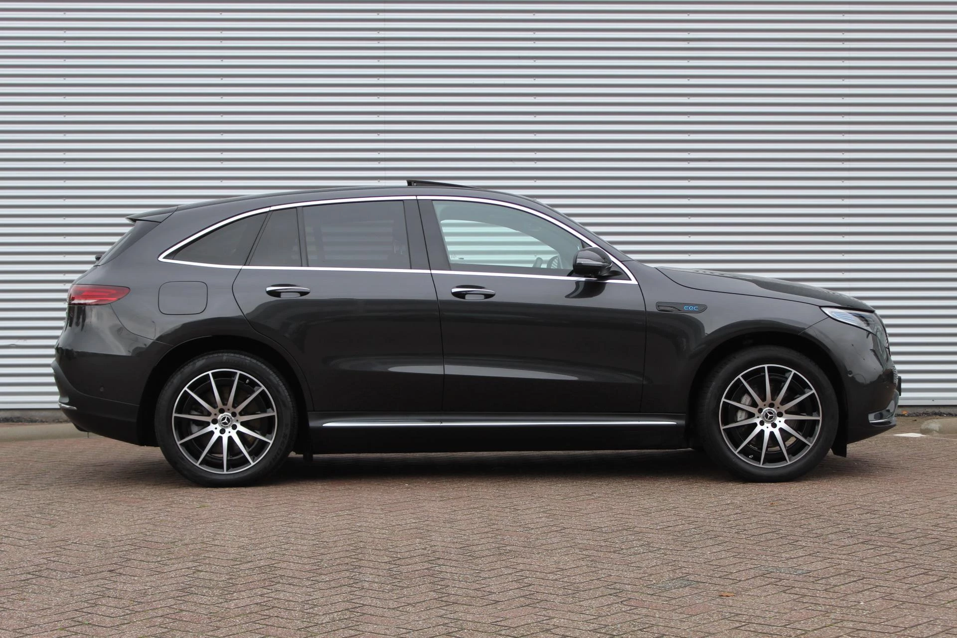Hoofdafbeelding Mercedes-Benz EQC