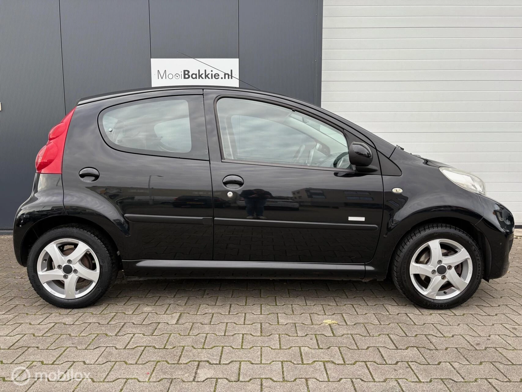 Hoofdafbeelding Peugeot 107