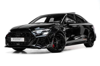 Hoofdafbeelding Audi RS3 Audi RS 3 2.5 TFSI quattro Pano B&O Keramisch Leer Carbon