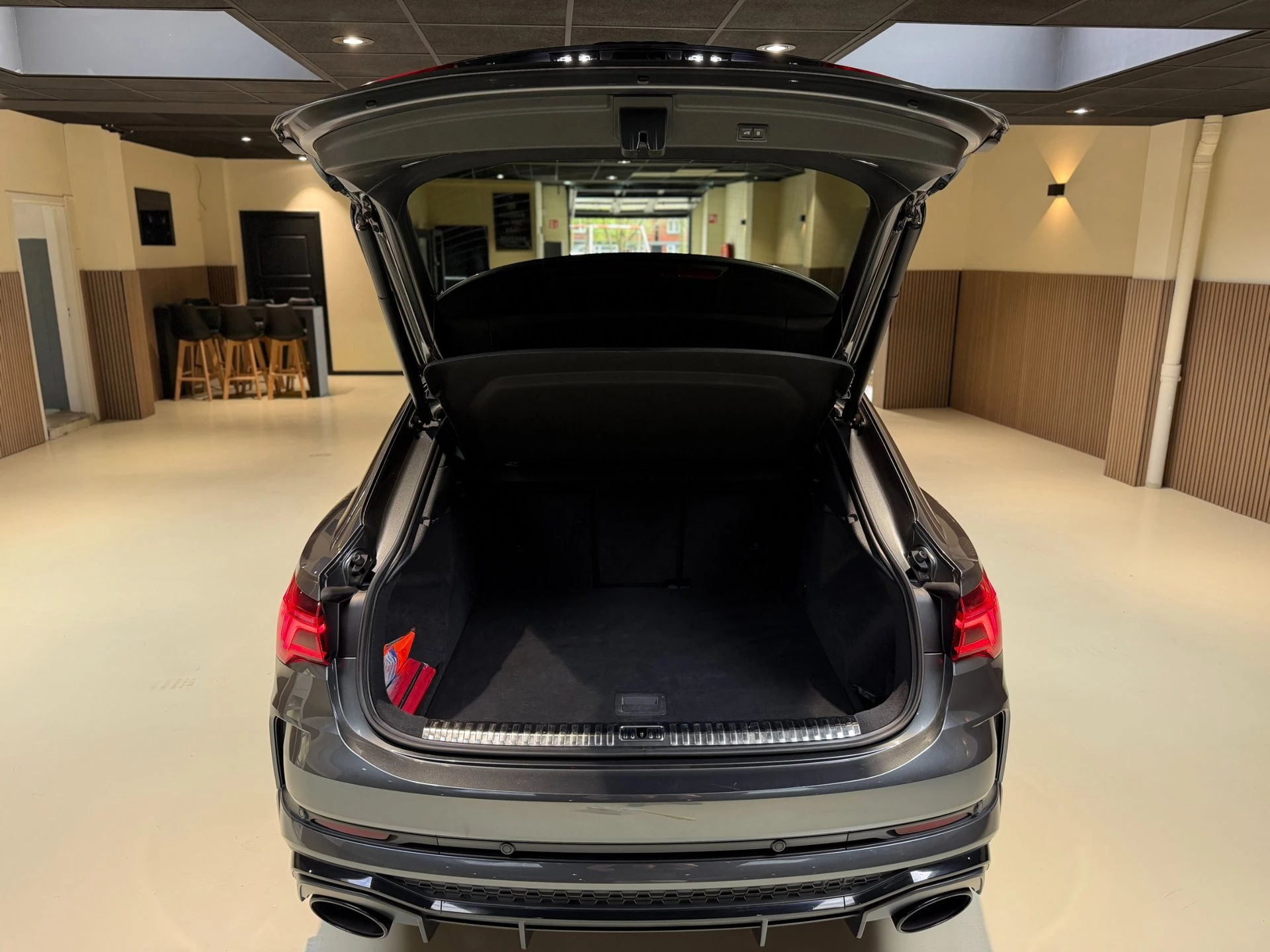 Hoofdafbeelding Audi RSQ3