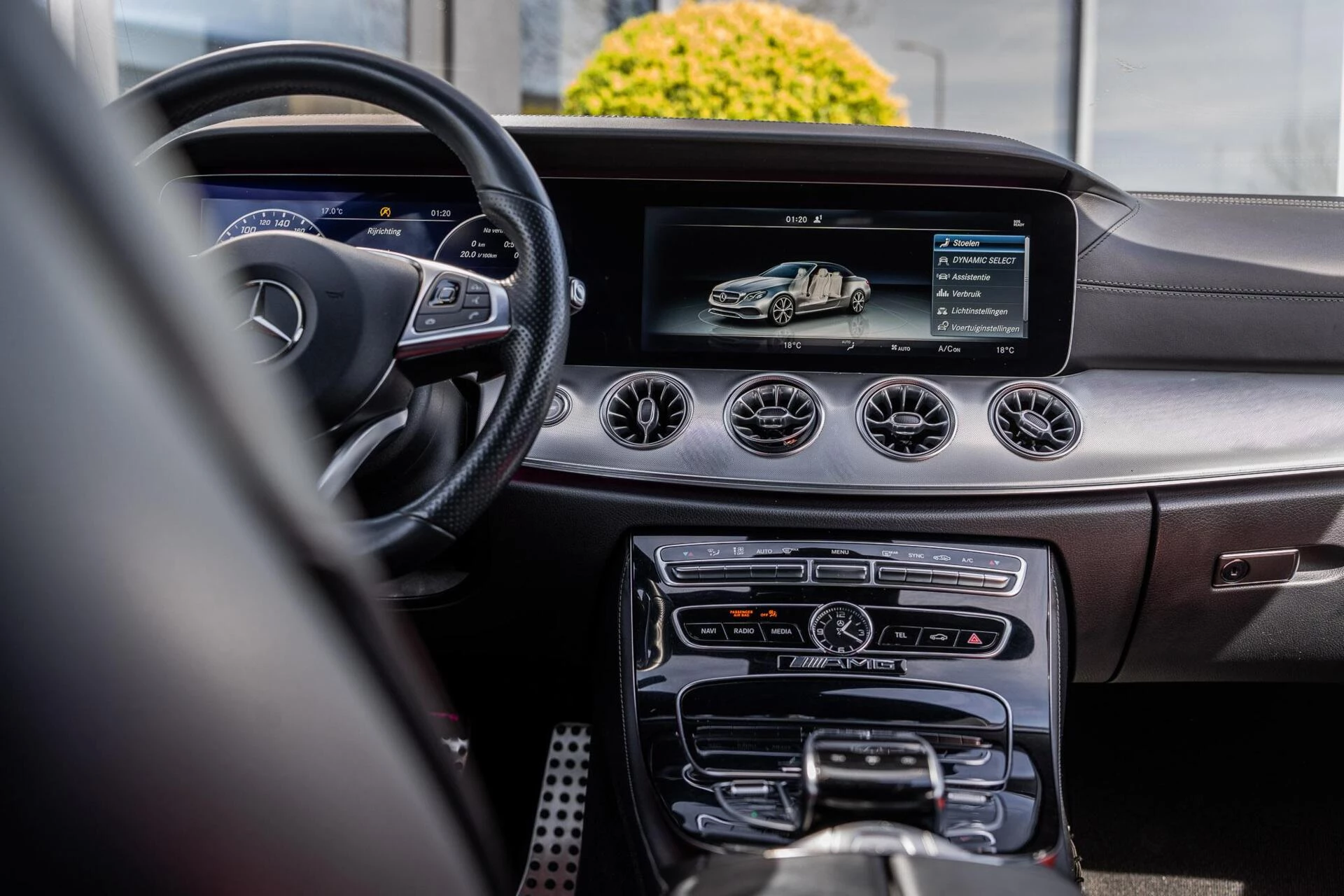 Hoofdafbeelding Mercedes-Benz E-Klasse