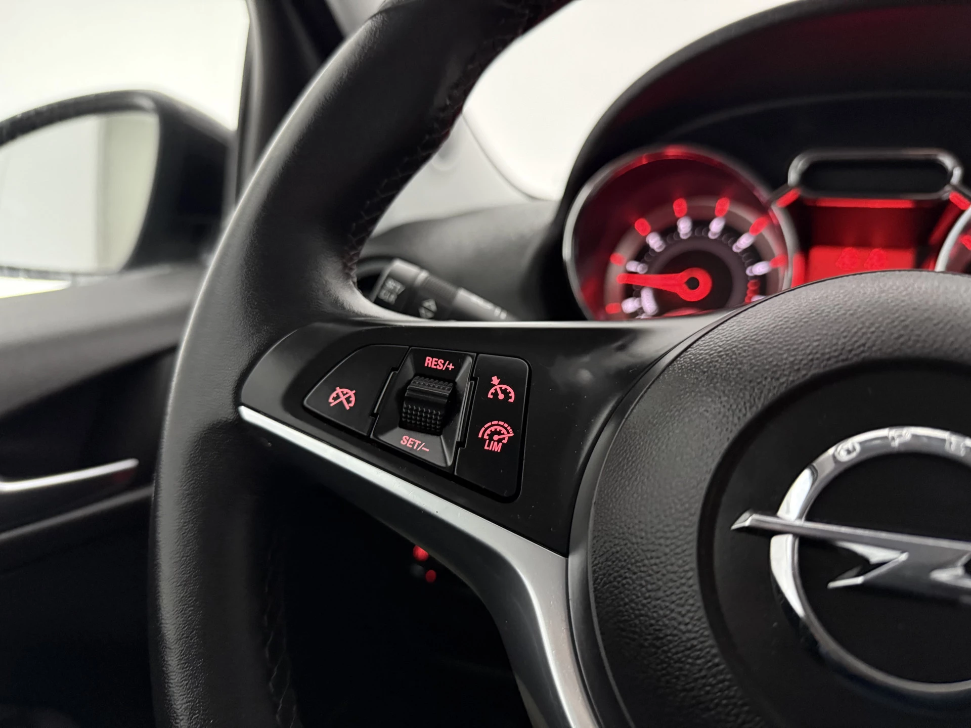 Hoofdafbeelding Opel ADAM
