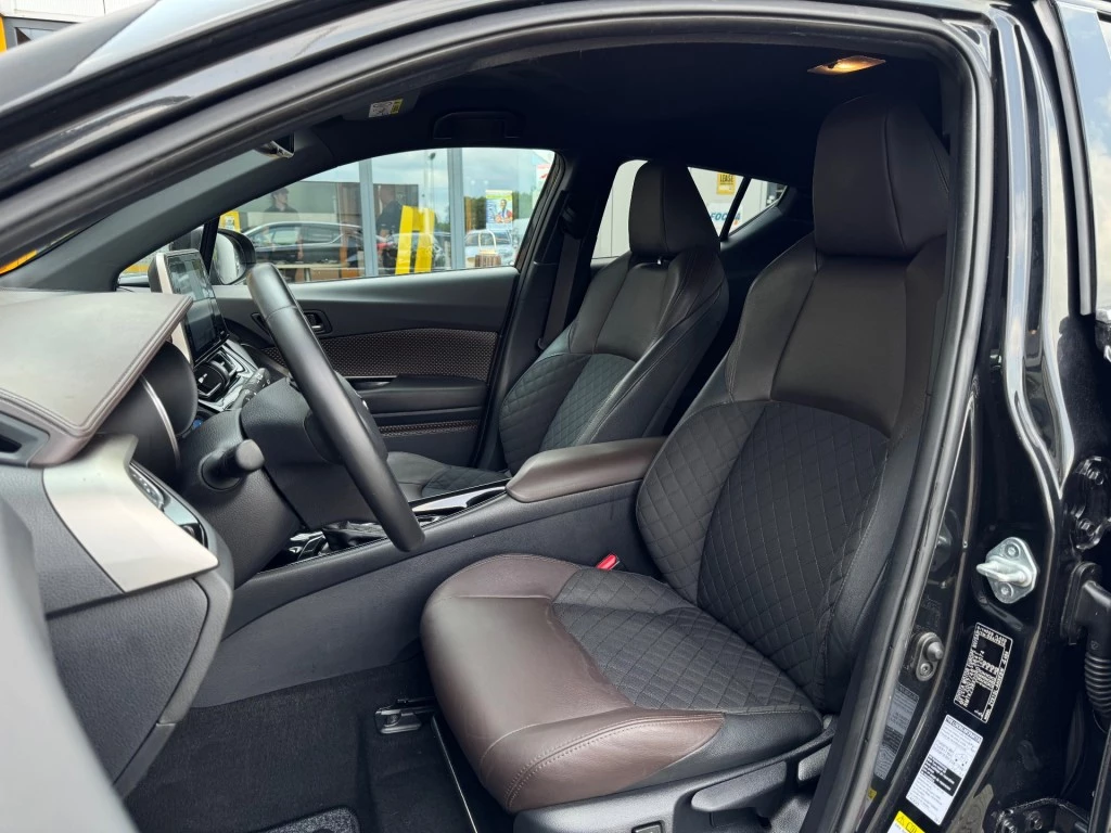 Hoofdafbeelding Toyota C-HR