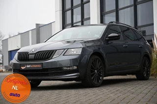 Hoofdafbeelding Škoda Octavia Škoda Octavia Combi 1.5 Sport Business DSG CarPlay Cruise