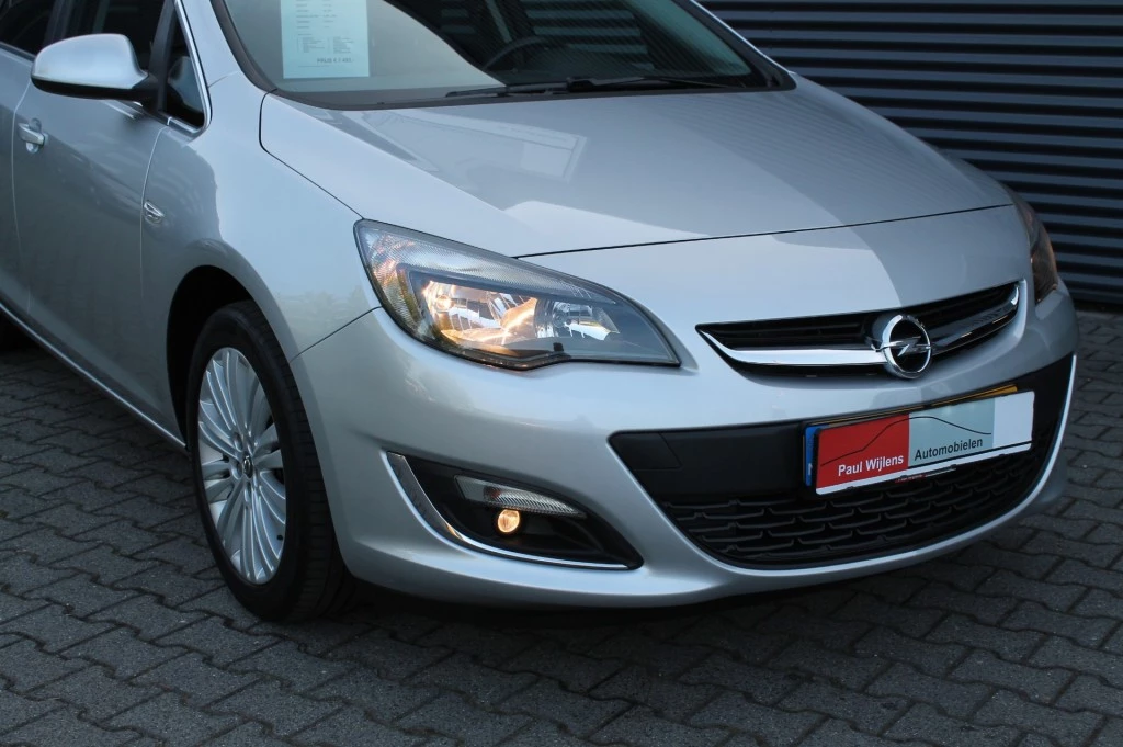 Hoofdafbeelding Opel Astra