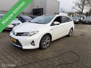 Toyota Auris 1.8 Hybrid Executive