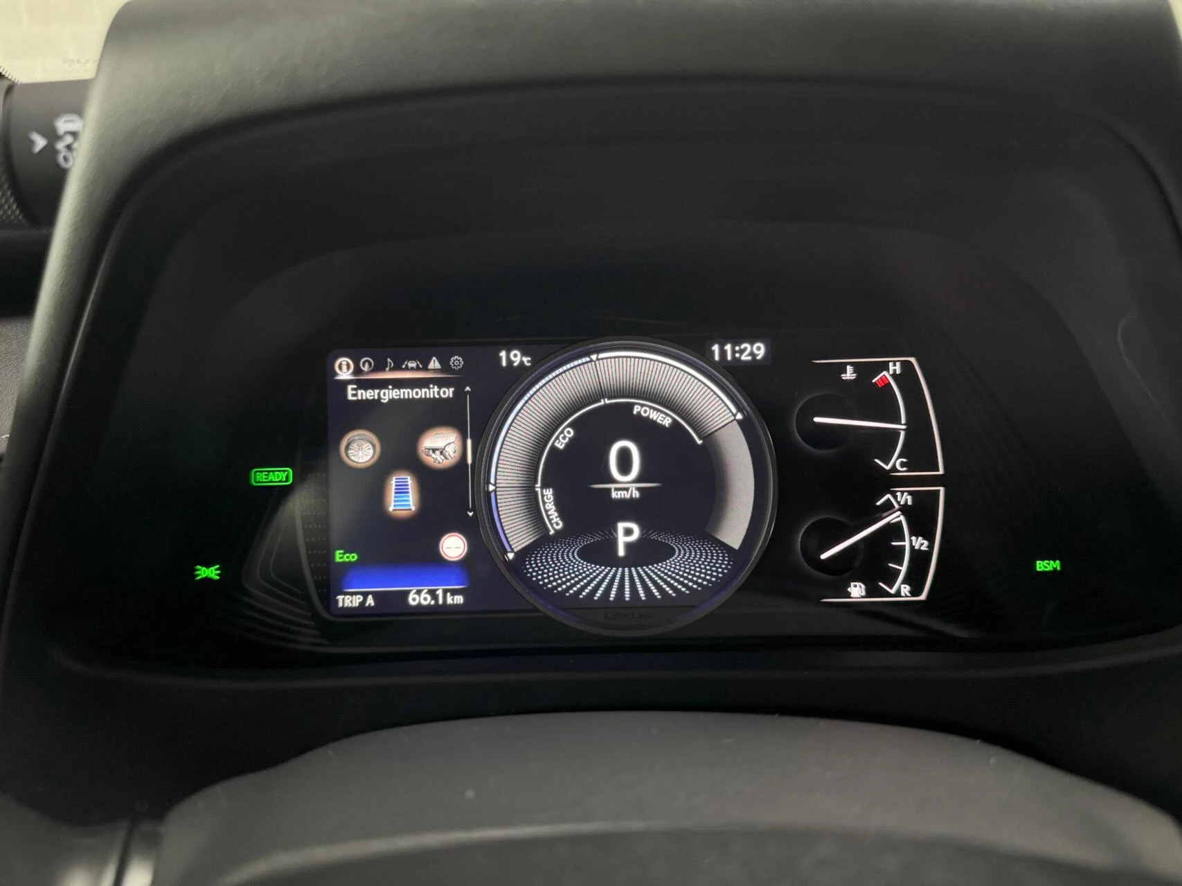 Hoofdafbeelding Lexus UX