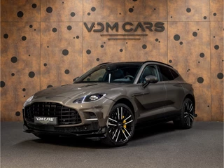 Hoofdafbeelding Aston Martin DBX Aston Martin DBX 4.0 V8 707 | Carbon | Keramisch | 360° | Stoelventilatie | ACC | Soft-Close |