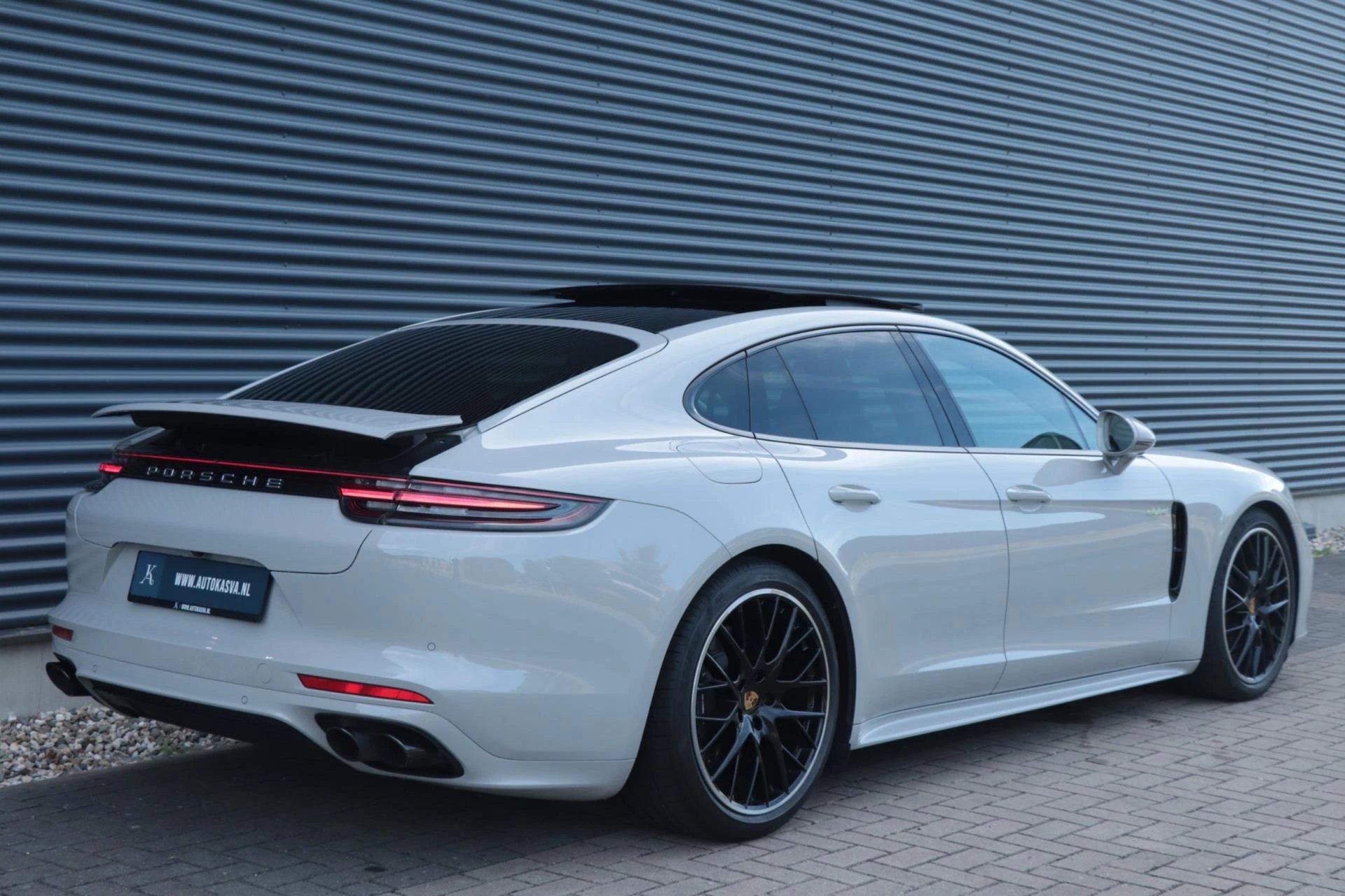 Hoofdafbeelding Porsche Panamera