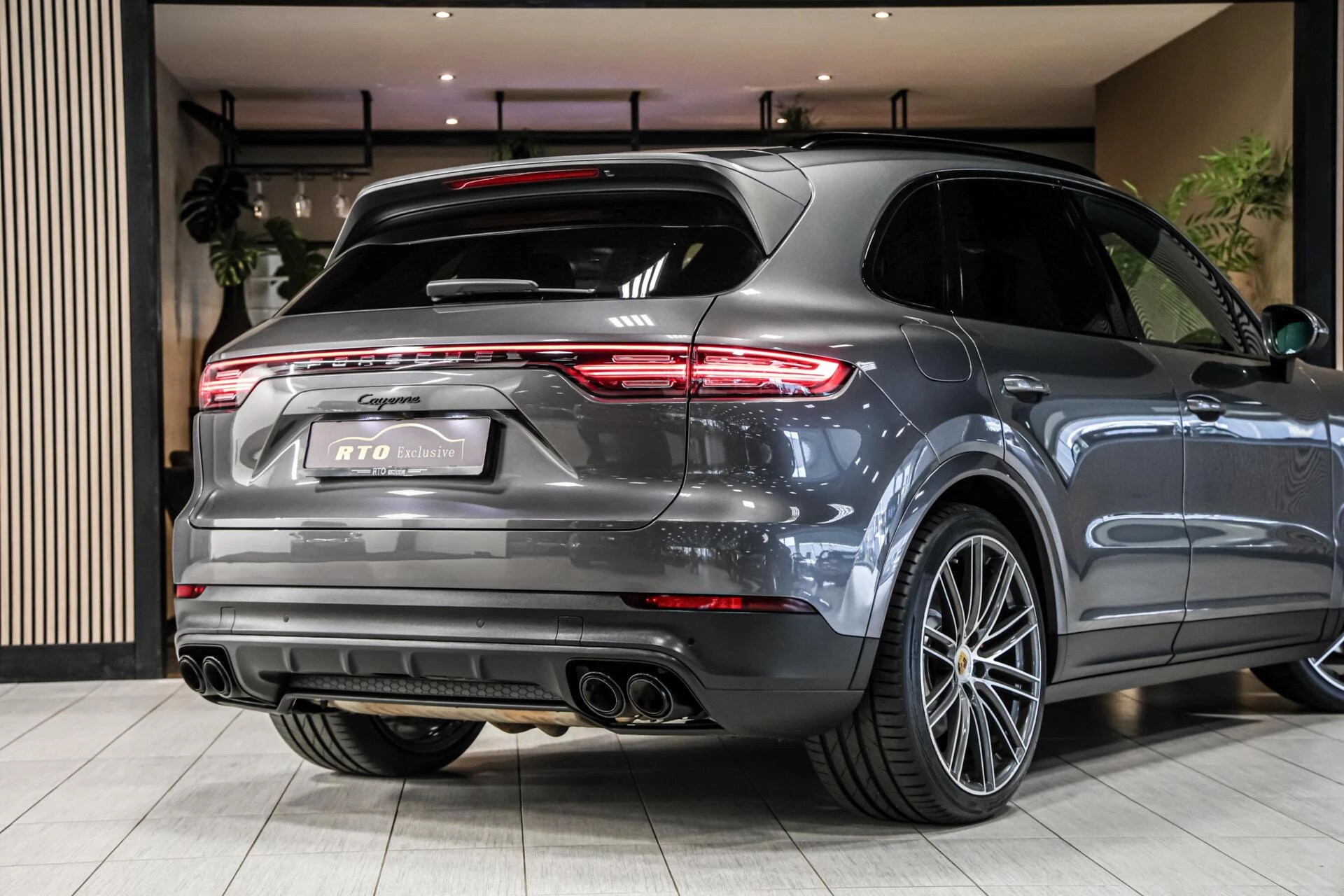 Hoofdafbeelding Porsche Cayenne