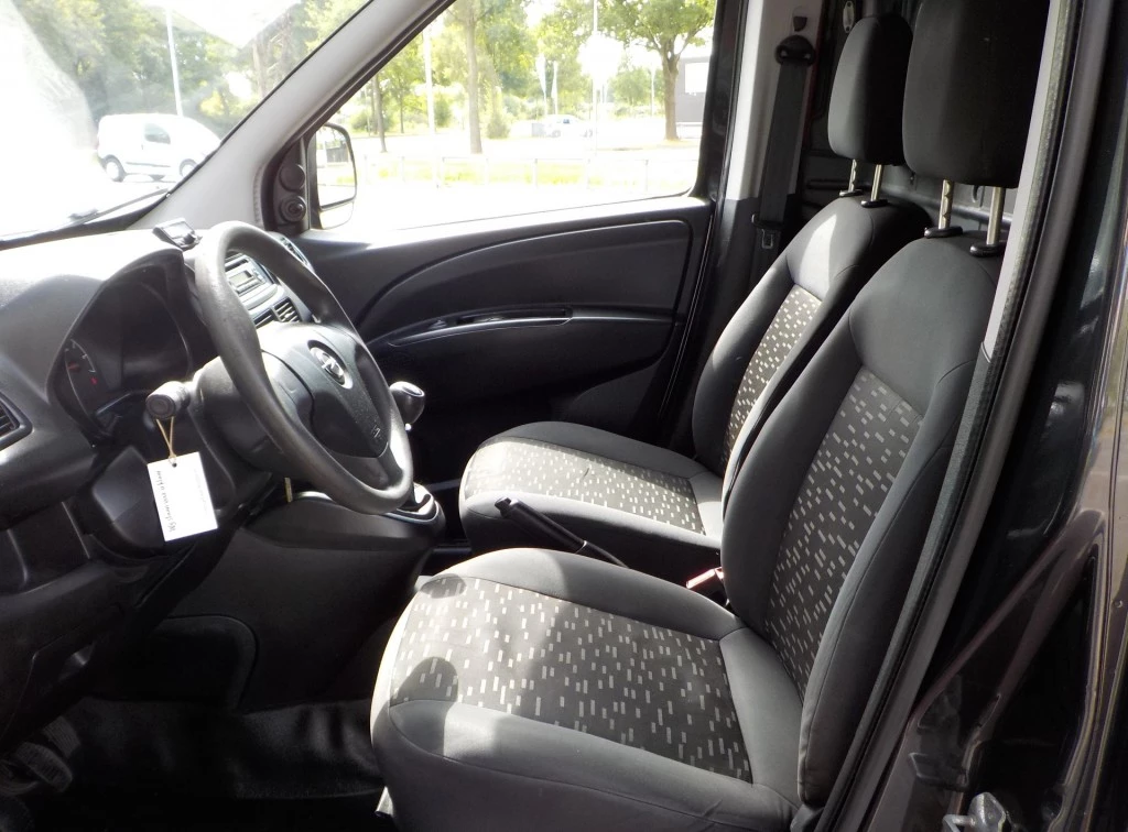 Hoofdafbeelding Opel Combo