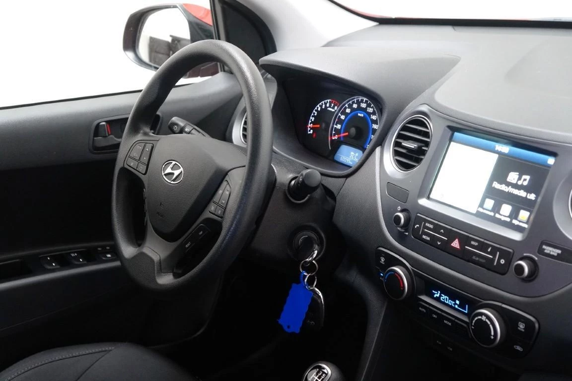 Hoofdafbeelding Hyundai i10