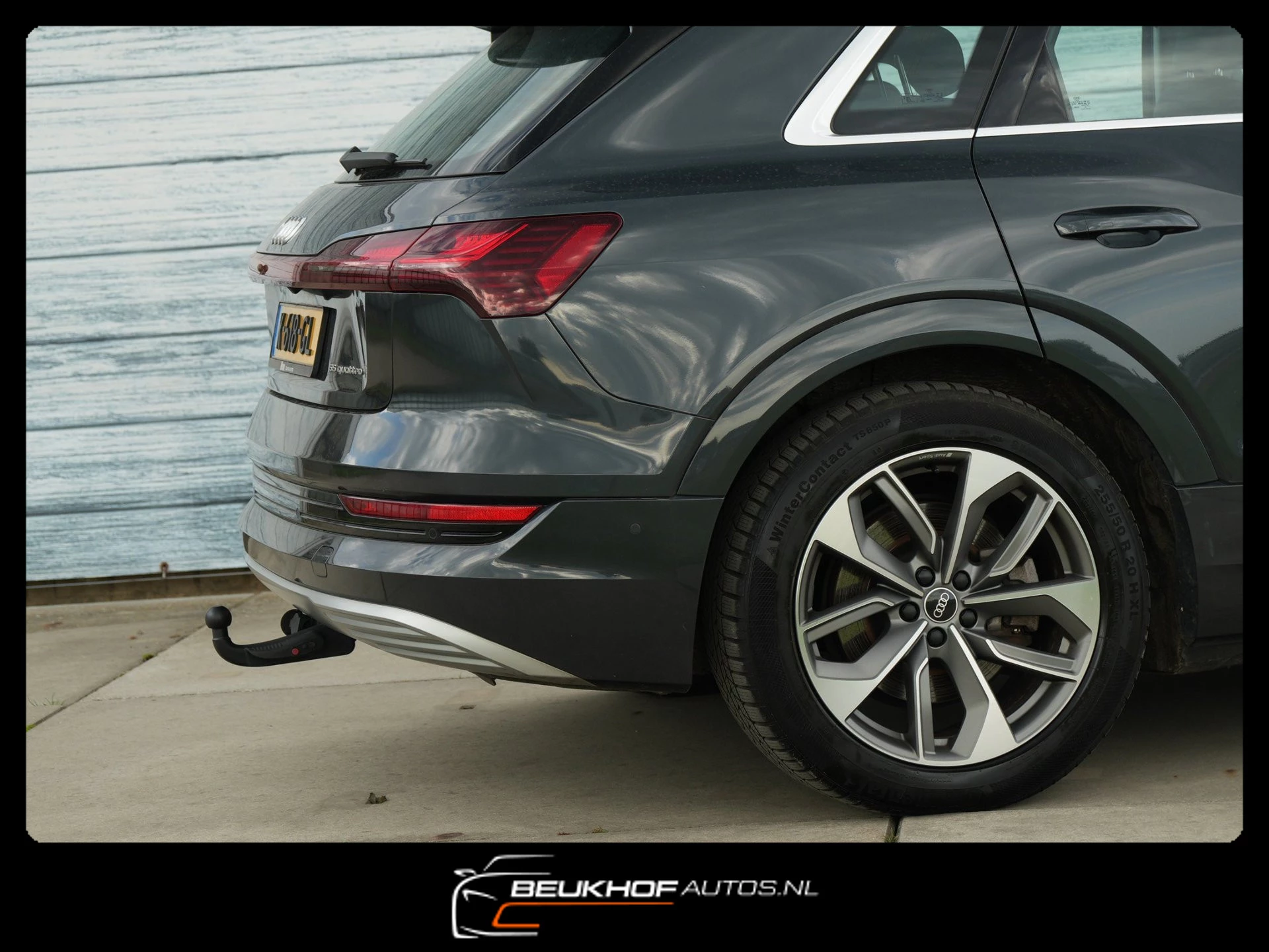 Hoofdafbeelding Audi e-tron