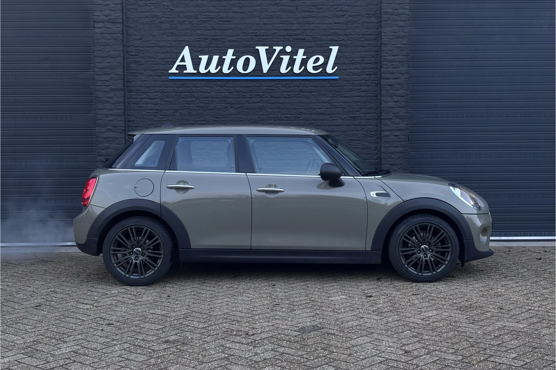 Hoofdafbeelding MINI One