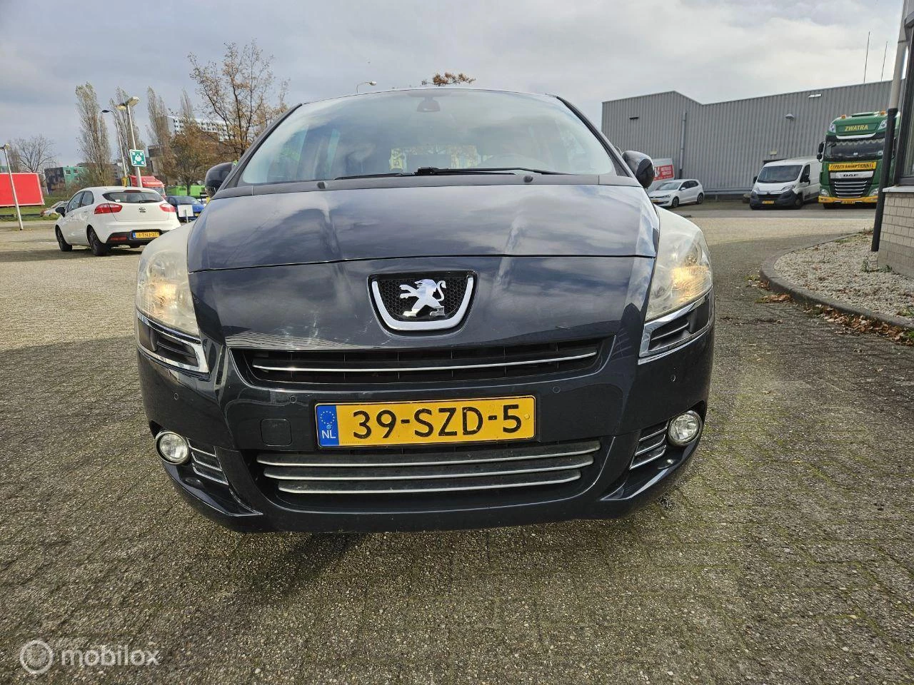 Hoofdafbeelding Peugeot 5008