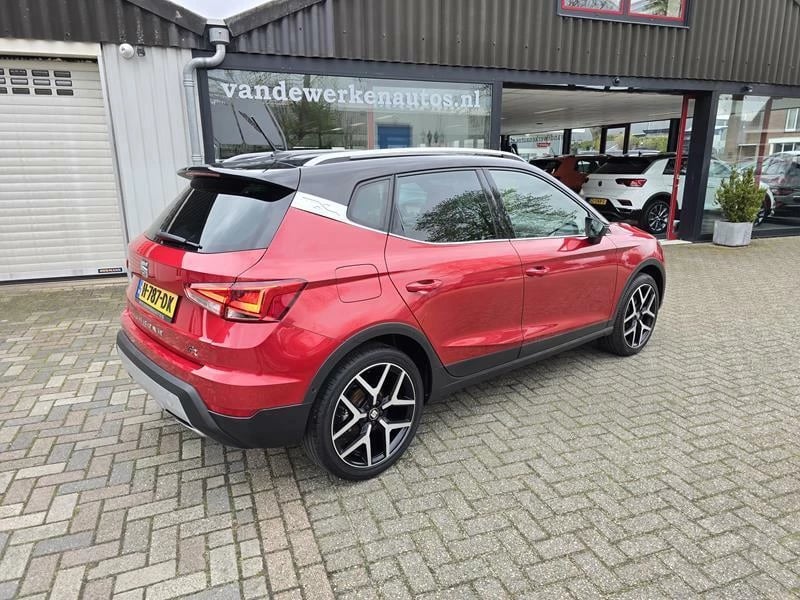 Hoofdafbeelding SEAT Arona