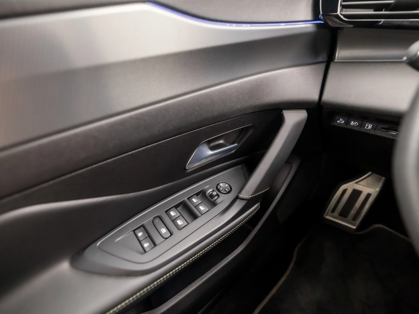 Hoofdafbeelding Peugeot 408