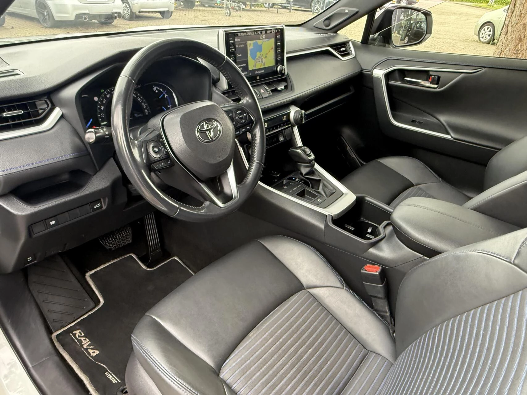 Hoofdafbeelding Toyota RAV4