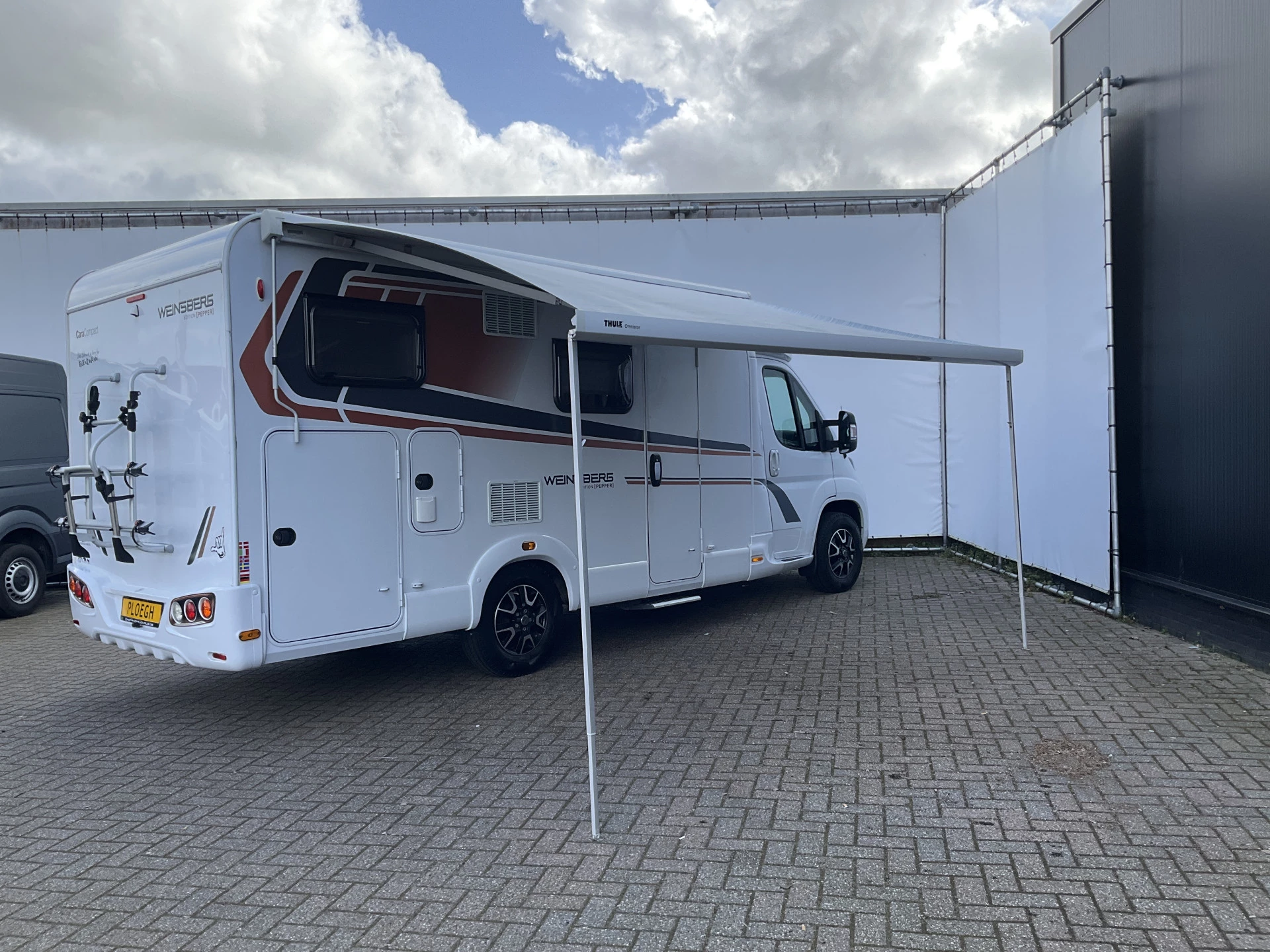 Hoofdafbeelding Weinsberg R57