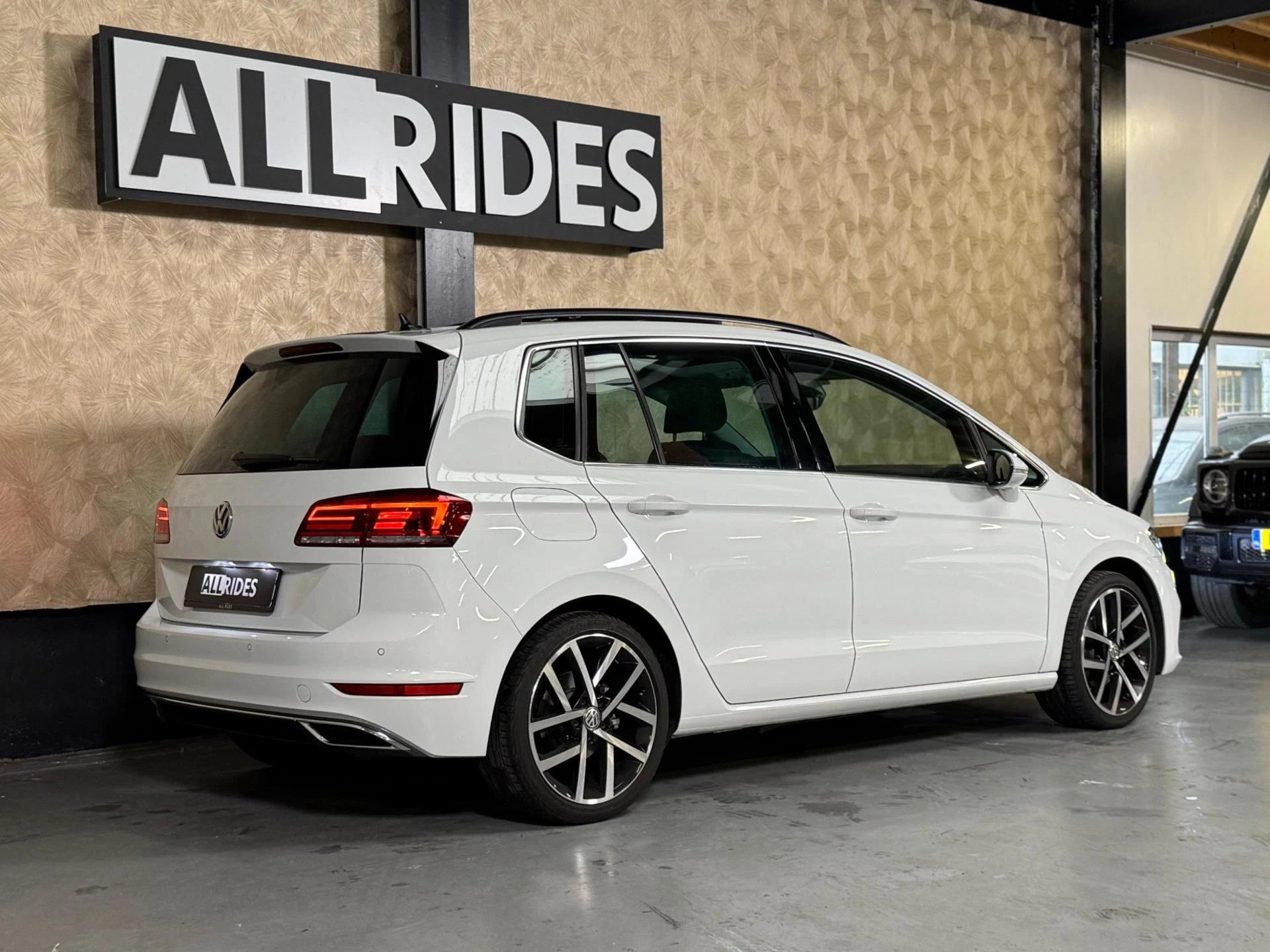 Hoofdafbeelding Volkswagen Golf Sportsvan