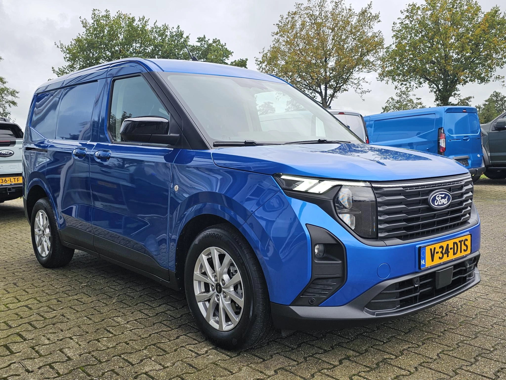 Hoofdafbeelding Ford Transit Courier